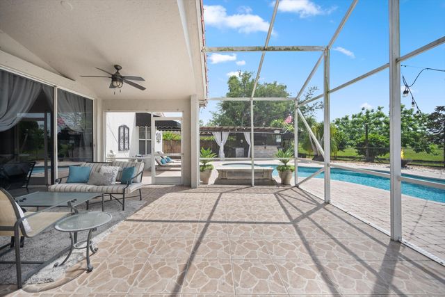 133 Nottingham Road, Royal Palm Beach, FL 33411