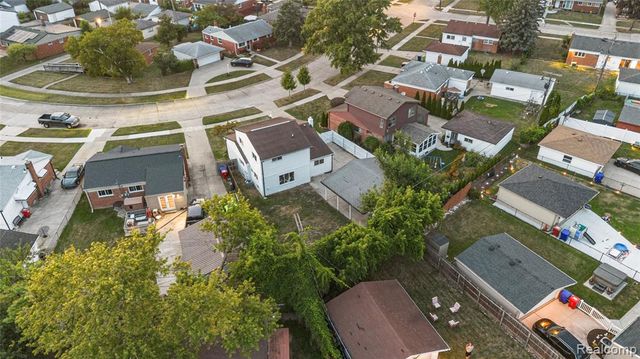 31202 Summer Lane, Fraser, MI 48026