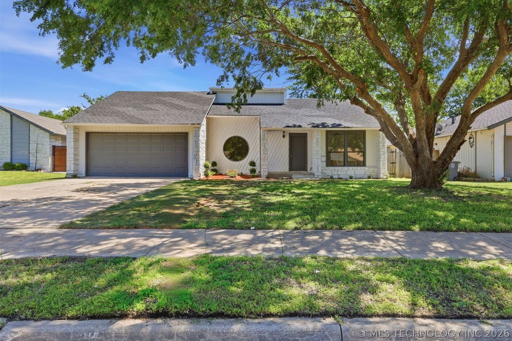 3829 S 117th East Avenue, Tulsa, OK 74146
