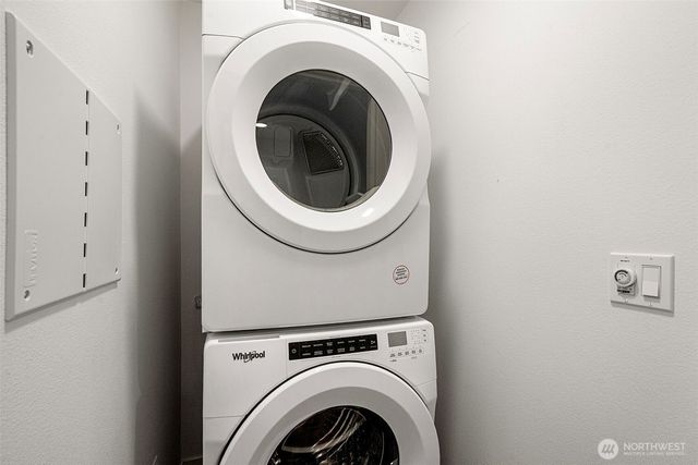 18128 1st Place SW, Normandy Park, WA 98166