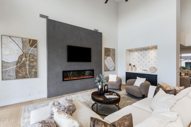 27589 N 61ST Place, Scottsdale, AZ 85266