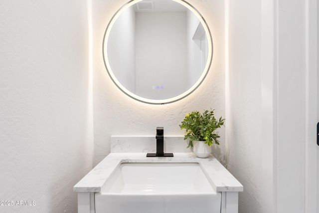 27589 N 61ST Place, Scottsdale, AZ 85266