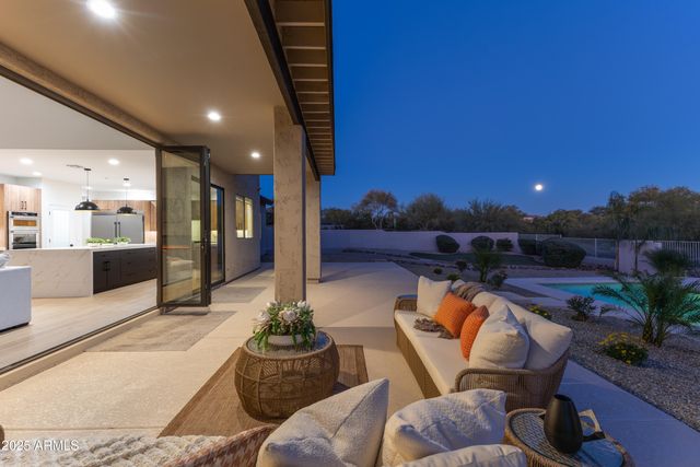 27589 N 61ST Place, Scottsdale, AZ 85266