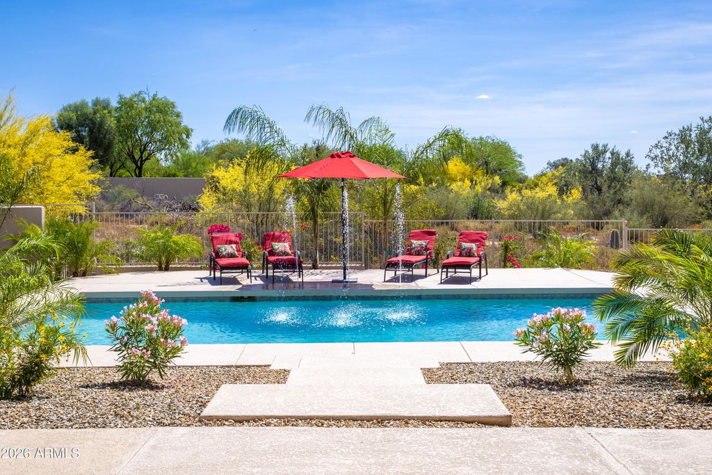 Image 101 of property listing at 27589 N 61ST Place, Scottsdale, AZ 85266