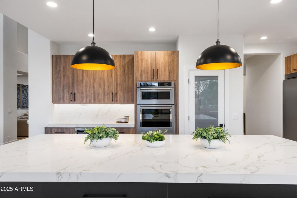 Image 26 of property listing at 27589 N 61ST Place, Scottsdale, AZ 85266