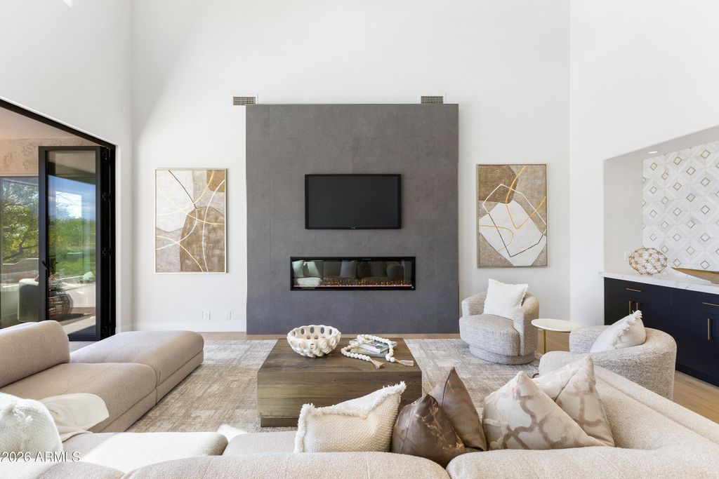 Image 30 of property listing at 27589 N 61ST Place, Scottsdale, AZ 85266