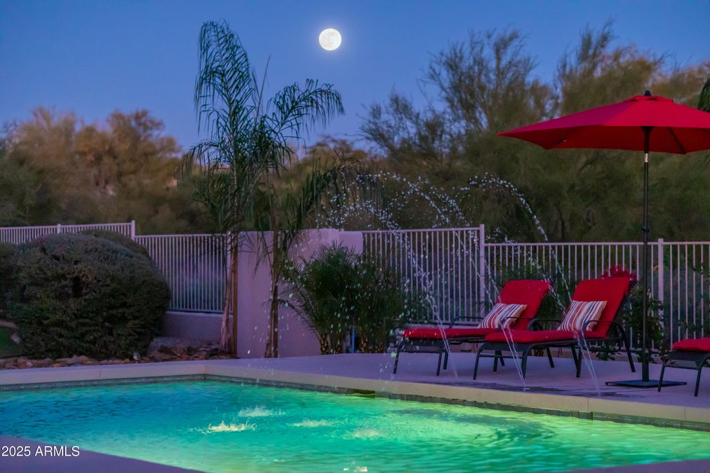 Image 40 of property listing at 27589 N 61ST Place, Scottsdale, AZ 85266