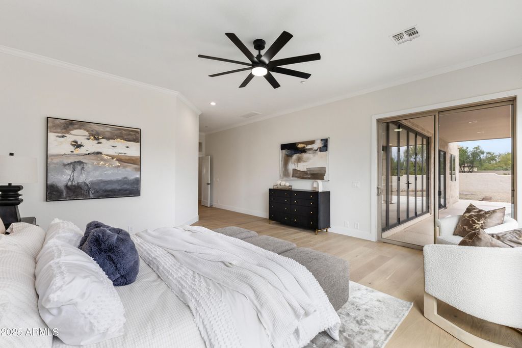 Image 47 of property listing at 27589 N 61ST Place, Scottsdale, AZ 85266