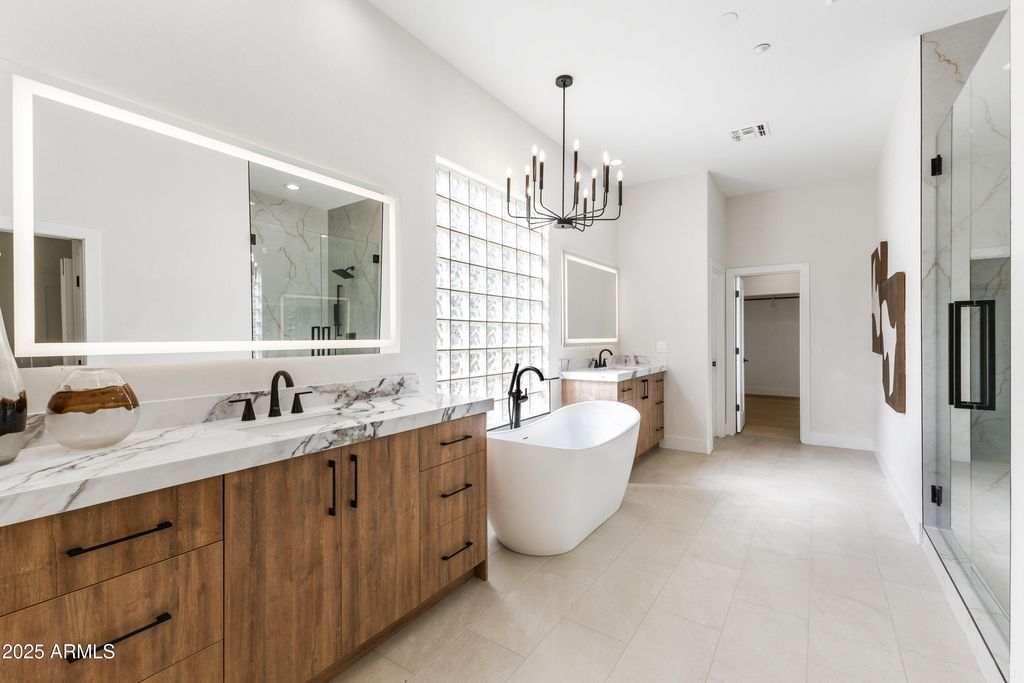 Image 48 of property listing at 27589 N 61ST Place, Scottsdale, AZ 85266