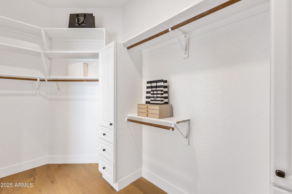 Image 54 of property listing at 27589 N 61ST Place, Scottsdale, AZ 85266