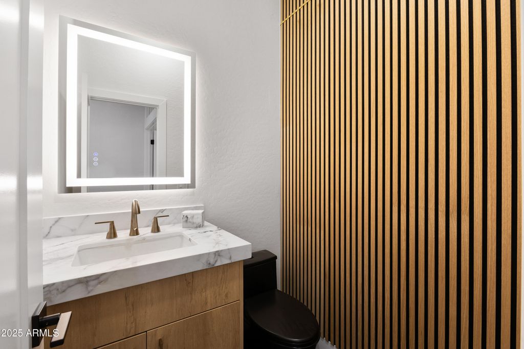 Image 56 of property listing at 27589 N 61ST Place, Scottsdale, AZ 85266