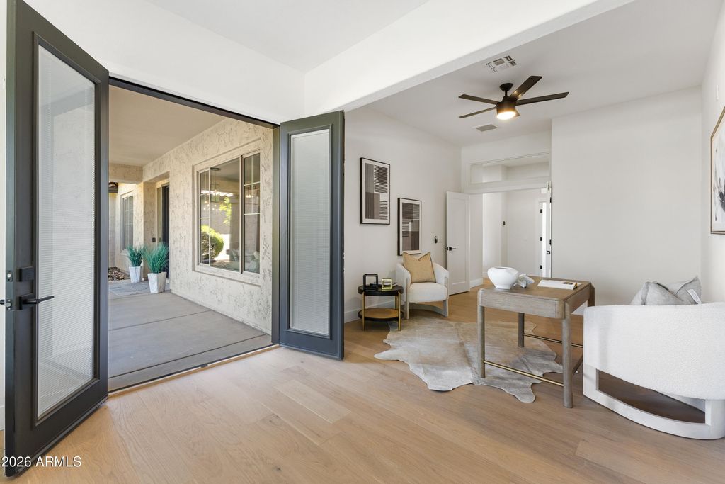 Image 64 of property listing at 27589 N 61ST Place, Scottsdale, AZ 85266