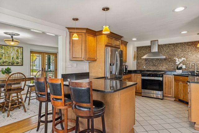 163 Ocean Road, Portsmouth, NH 03801
