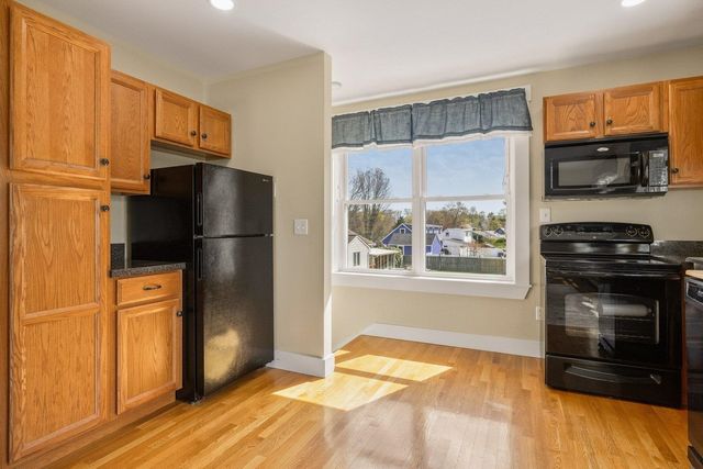 163 Ocean Road, Portsmouth, NH 03801