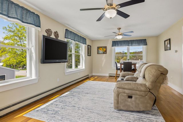 163 Ocean Road, Portsmouth, NH 03801