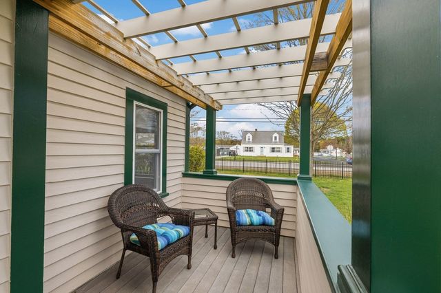 163 Ocean Road, Portsmouth, NH 03801