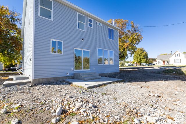 206 S 100 E, Smithfield, UT 84335