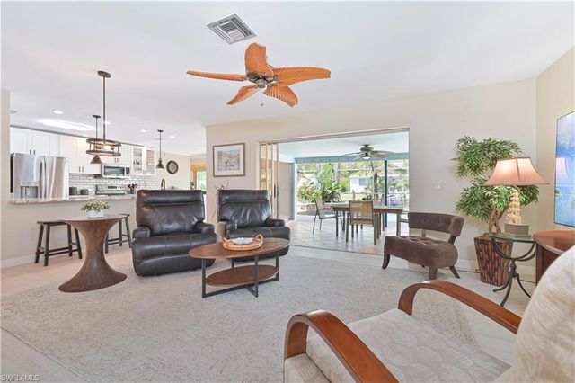 1910 Oak DR, Alva, FL 33920