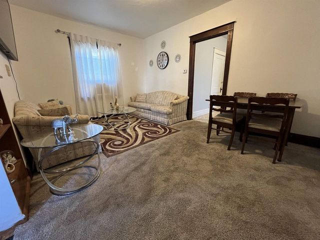 709 W ELSIE STREET, Appleton, WI 54914