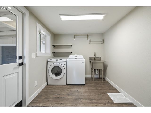 2604 Ne 49TH St, Vancouver, WA 98663