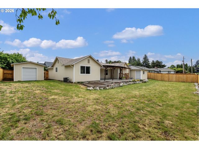 2604 Ne 49TH St, Vancouver, WA 98663