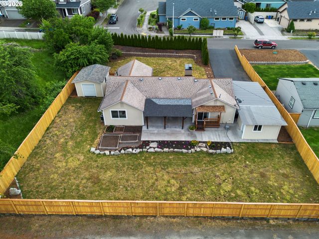 2604 Ne 49TH St, Vancouver, WA 98663