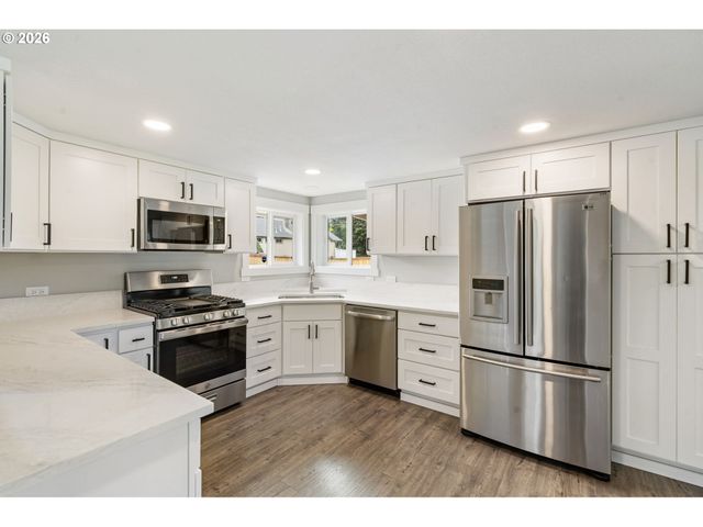 2604 Ne 49TH St, Vancouver, WA 98663