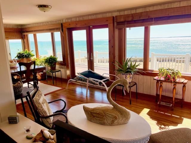 4135 Camp Mineola Road, Mattituck, NY 11952