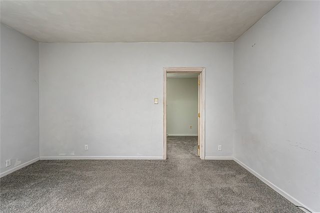 1602 KANSAS AVE, White Oak, PA 15131