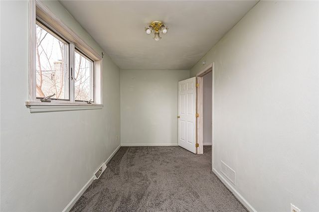 1602 KANSAS AVE, White Oak, PA 15131