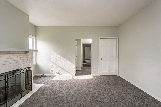 1602 KANSAS AVE, White Oak, PA 15131