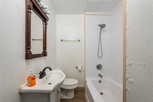 1602 KANSAS AVE, White Oak, PA 15131