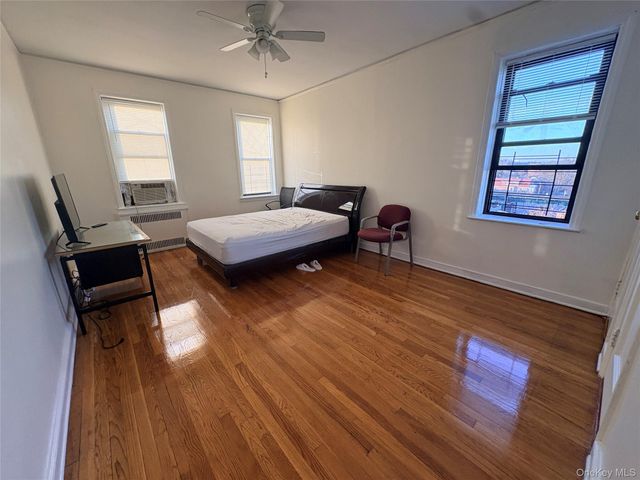 4037 77 st 5F, Elmhurst, NY 11373