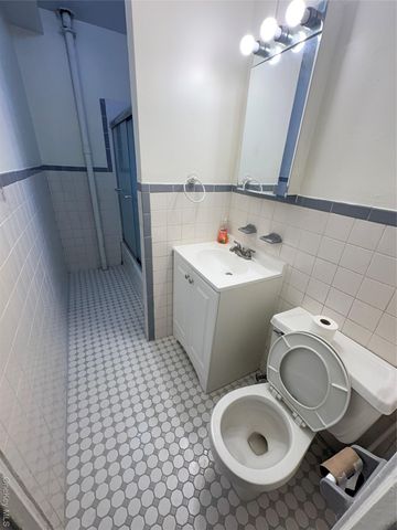 4037 77 st 5F, Elmhurst, NY 11373