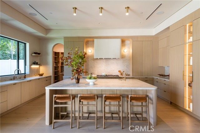 4170 Sunnyslope Avenue, Sherman Oaks, CA 91423