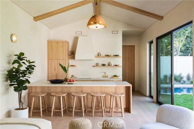 4170 Sunnyslope Avenue, Sherman Oaks, CA 91423