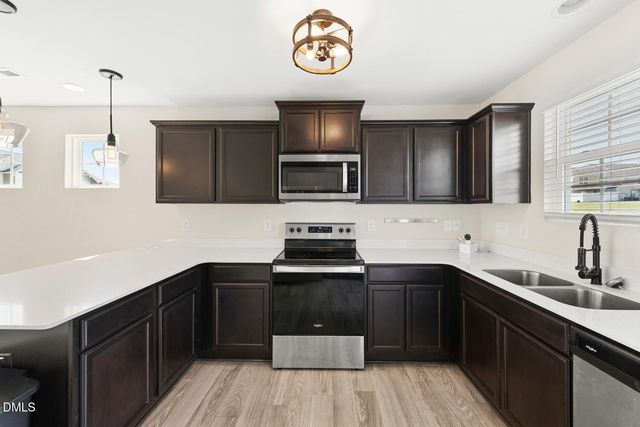 7649 Oliver Park Drive, Whitsett, NC 27377
