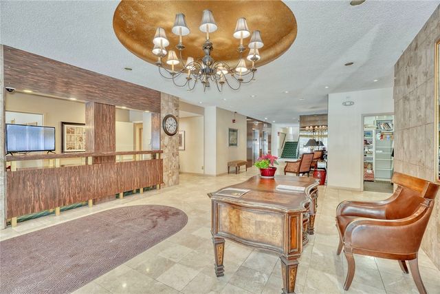 1400 UNIT 501 East Avenue UN501, Rochester, NY 14610