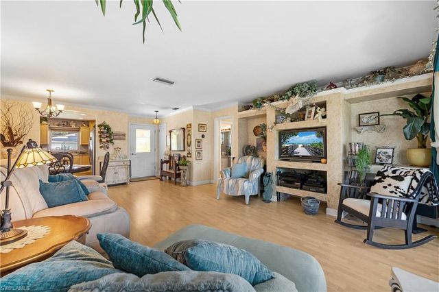 2342 Burton AVE, Fort Myers, FL 33907