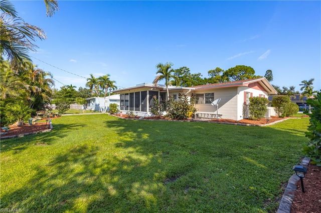 2342 Burton AVE, Fort Myers, FL 33907