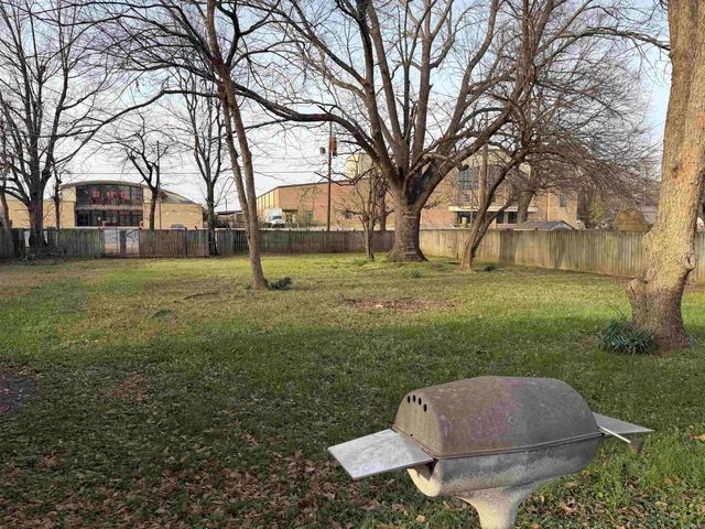 1806 W Arch Avenue, Searcy, AR 72143