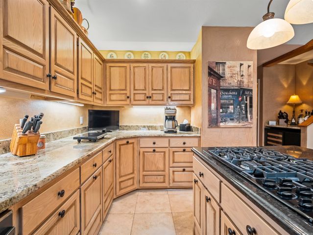 11 Realeza Court, Hot Springs Village, AR 71909