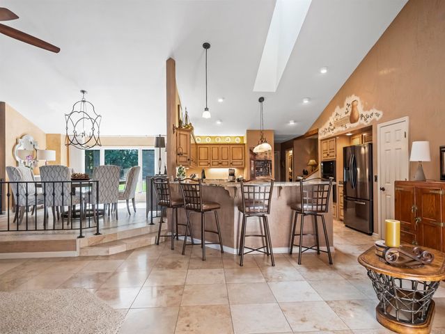 11 Realeza Court, Hot Springs Village, AR 71909