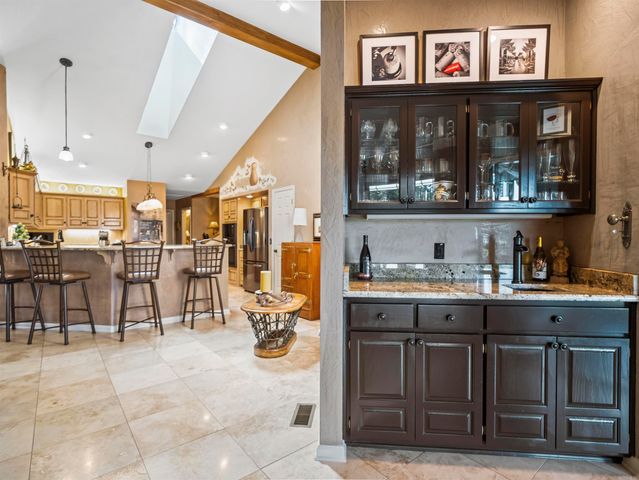 11 Realeza Court, Hot Springs Village, AR 71909