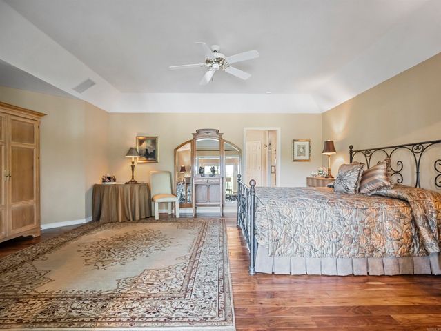 11 Realeza Court, Hot Springs Village, AR 71909