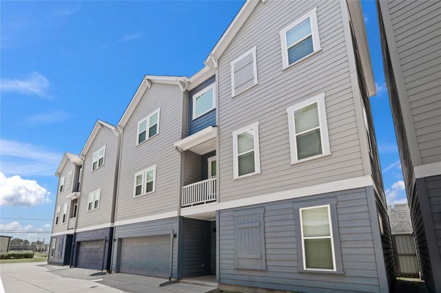 2206 Lou Ellen Lane B, Houston, TX 77018