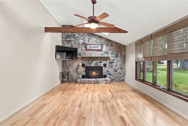 691 Finchingfield Lane, Webster, NY 14580