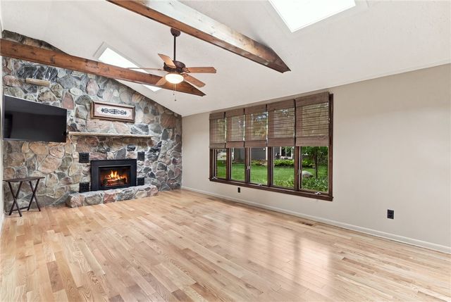 691 Finchingfield Lane, Webster, NY 14580