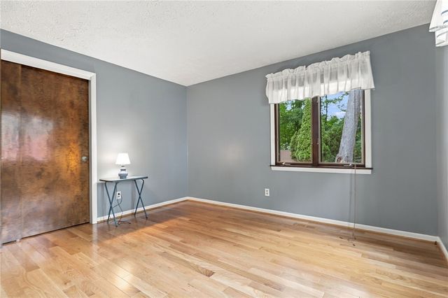 691 Finchingfield Lane, Webster, NY 14580