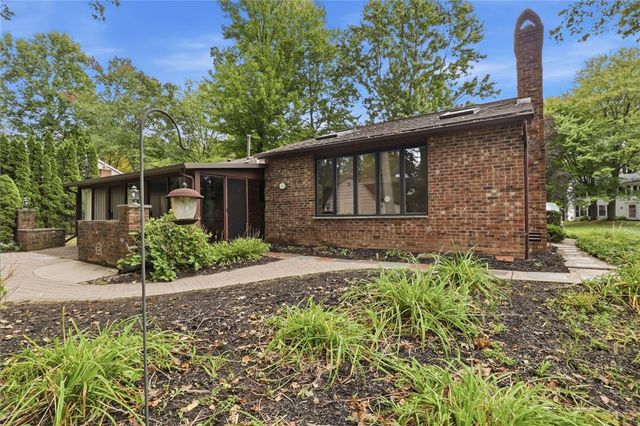 691 Finchingfield Lane, Webster, NY 14580